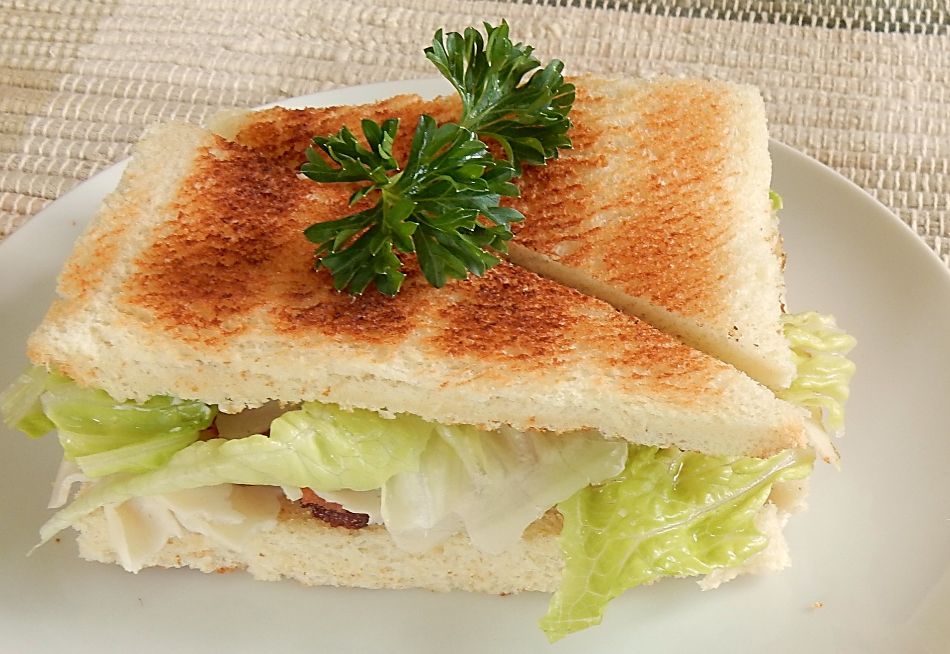 Old-fashioned Club Sandwiches – A Hundred Years Ago